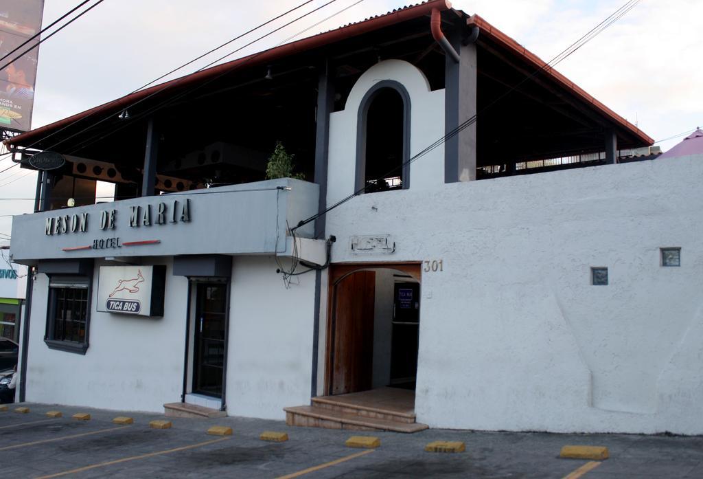 德玛丽亚梅森酒店 Antiguo Cuscatlán 外观 照片